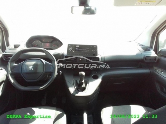 بيجو ريفتير مستعملة 1694216