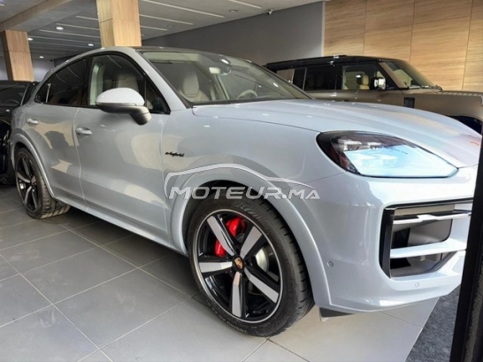 PORSCHE Cayenne S hybride coupe مستعملة
