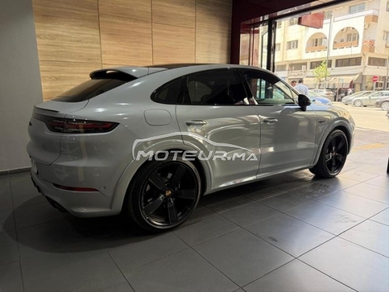 PORSCHE Cayenne Coupe hybride مستعملة