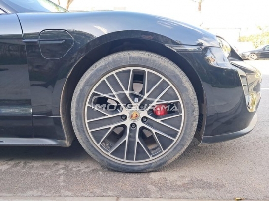 بورش تايكان مستعملة 3273678