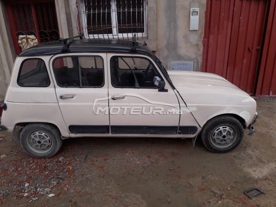 RENAULT R4 occasion 646661