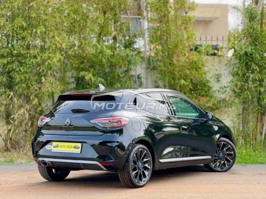 Renault Clio Diesel Manuelle 2024 à Salé