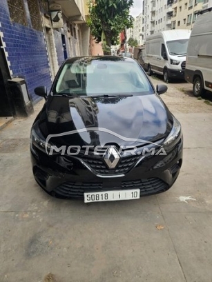 RENAULT Clio مستعملة