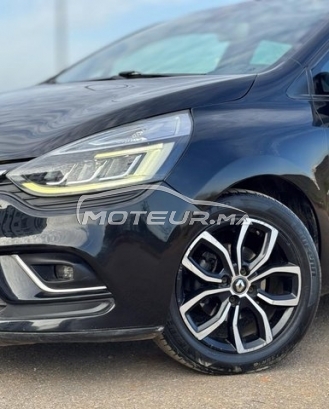 RENAULT Clio مستعملة