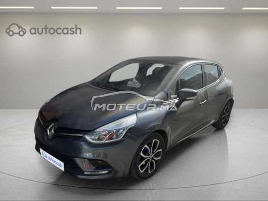 RENAULT Clio مستعملة