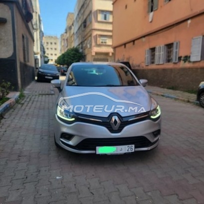 RENAULT Clio مستعملة