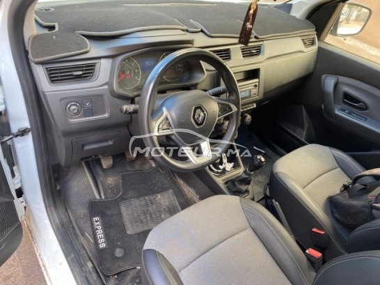 رونو يكسبريس مستعملة 2979461