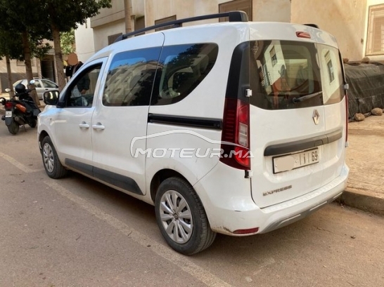 رونو يكسبريس مستعملة 2979456