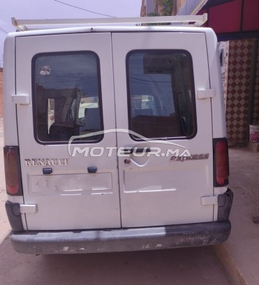 رونو يكسبريس مستعملة 1192377