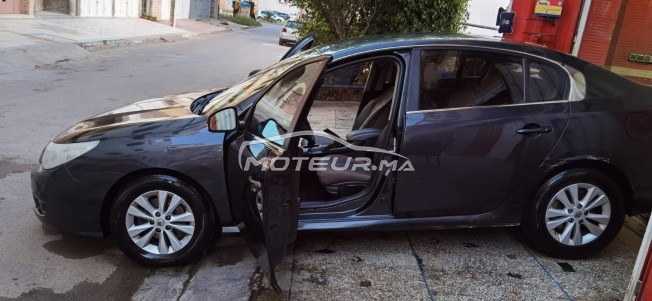 رونو لاتيتودي مستعملة 1654604