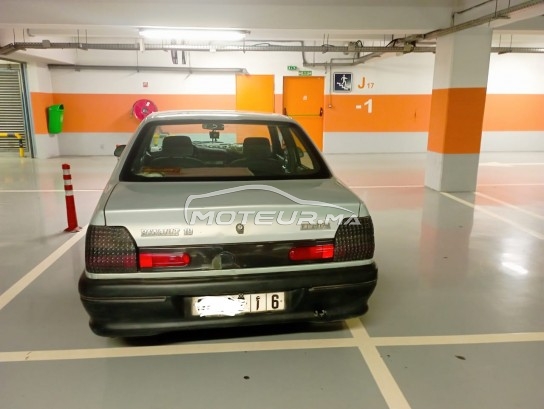 RENAULT R19 2001 occasion 2601761