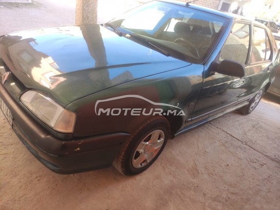 رونو ر19 مستعملة 1763606