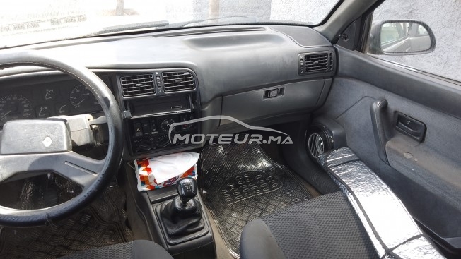 رونو ر19 مستعملة 1657767