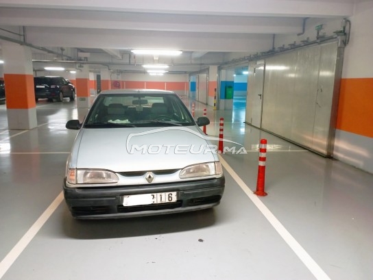 RENAULT R19 2001 occasion 2602837