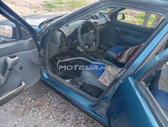 رونو ر19 مستعملة 2257068