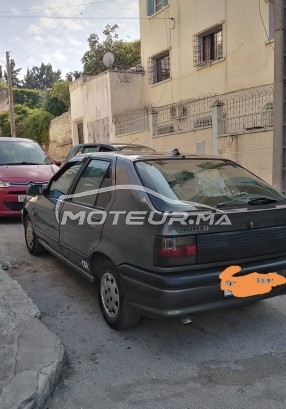 رونو ر19 مستعملة 1697540