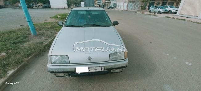 رونو ر19 Chamad مستعملة 1738004