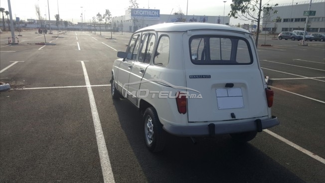 RENAULT R4 occasion 281000