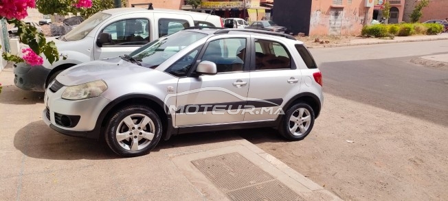 سوزوكي إيس إيكس-4 مستعملة 1976852