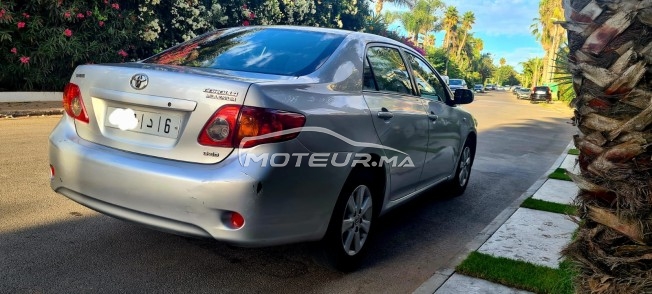 TOYOTA Corolla Millénium occasion 1459443