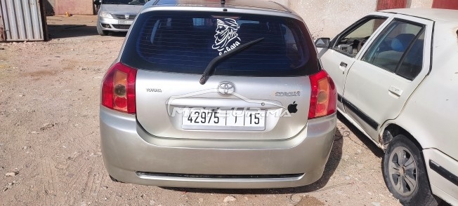 TOYOTA Corolla occasion 1852588