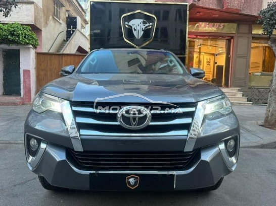 تويوتا فورتونير مستعملة 1977449