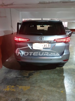 تويوتا فورتونير Sr5 مستعملة 1232745