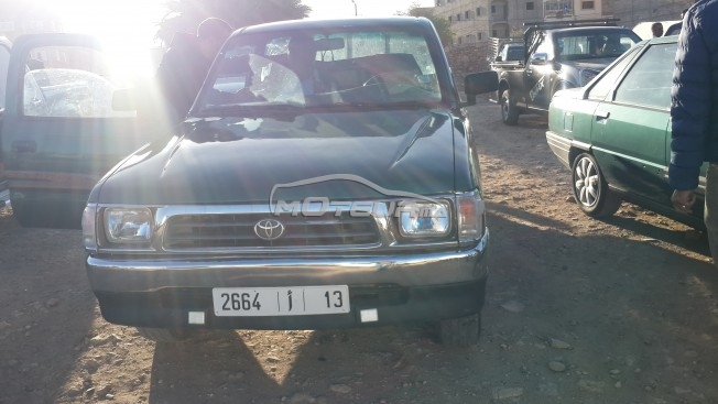 TOYOTA Hilux occasion 375357
