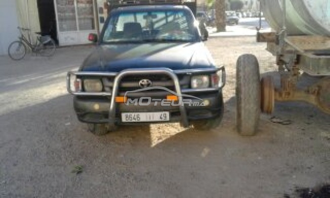 TOYOTA Hilux occasion 373931