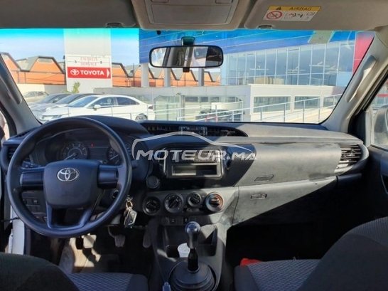 TOYOTA Hilux occasion 957983