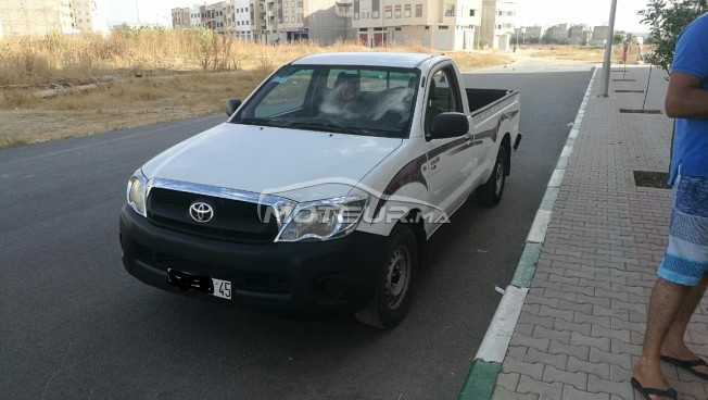 TOYOTA Hilux occasion 569272