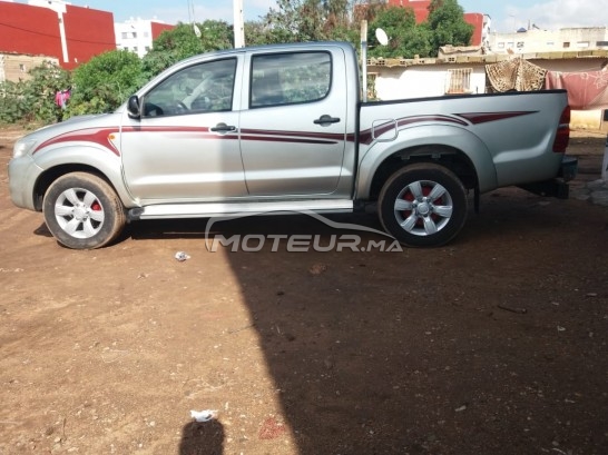 TOYOTA Hilux occasion 652668