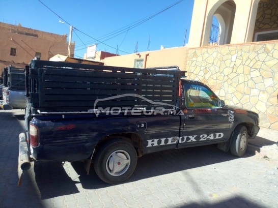 TOYOTA Hilux occasion 777850