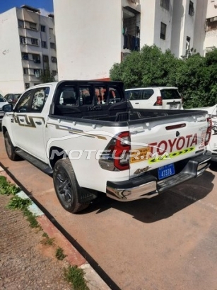 تويوتا هيلوكس مستعملة 3570647