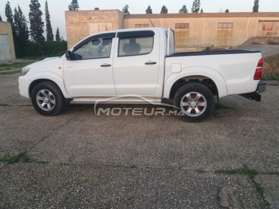 TOYOTA Hilux occasion 653187