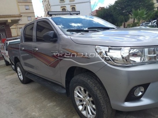 TOYOTA Hilux occasion 733021