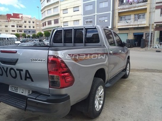 TOYOTA Hilux occasion 733020