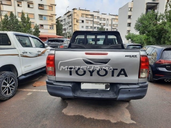 TOYOTA Hilux occasion 1811645