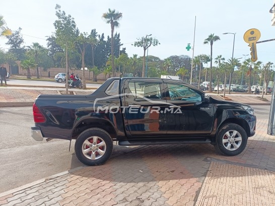 تويوتا هيلوكس 2.4l مستعملة 1770400