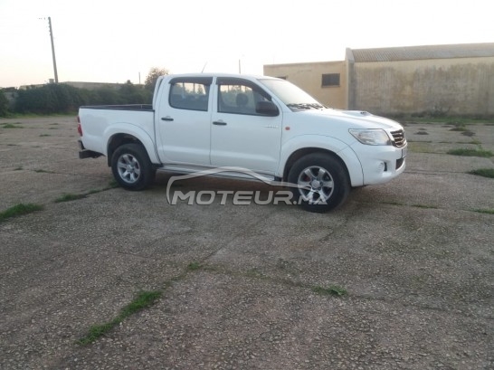 TOYOTA Hilux occasion 653182