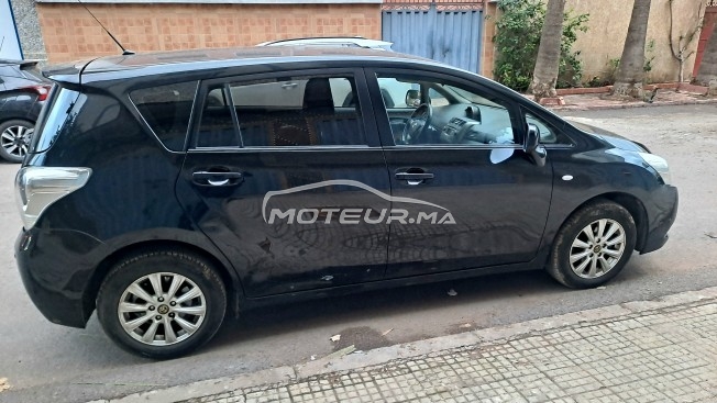 تويوتا فيرسو Sedan مستعملة 2965733