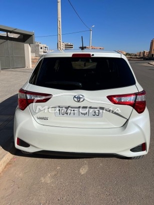 TOYOTA Yaris occasion 2440609