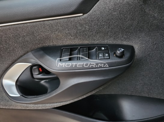 تويوتا ياريس Distinctive plus مستعملة 2502232