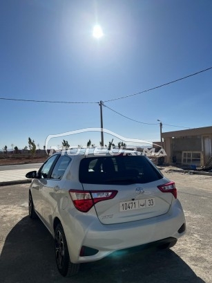 TOYOTA Yaris occasion 2440607