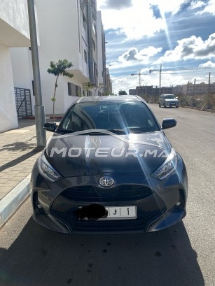 تويوتا ياريس Distinctive + مستعملة 2479024