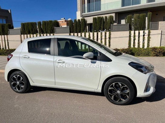 TOYOTA Yaris occasion 2440610