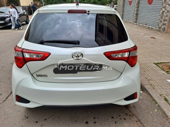 TOYOTA Yaris Lounge rouge occasion 3450338