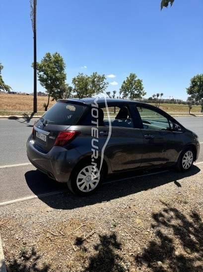 تويوتا ياريس مستعملة 1867894