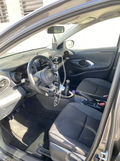 تويوتا ياريس Distinctive + مستعملة 2478269