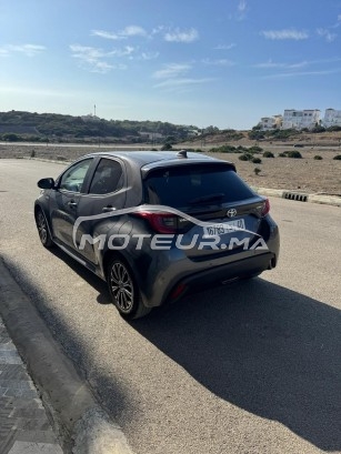 تويوتا ياريس Distinctive+ مستعملة 2881977